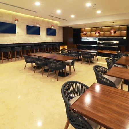 Holiday Inn & Suites - Puerto Vallarta Marina & Golf By Ihg Esterno foto