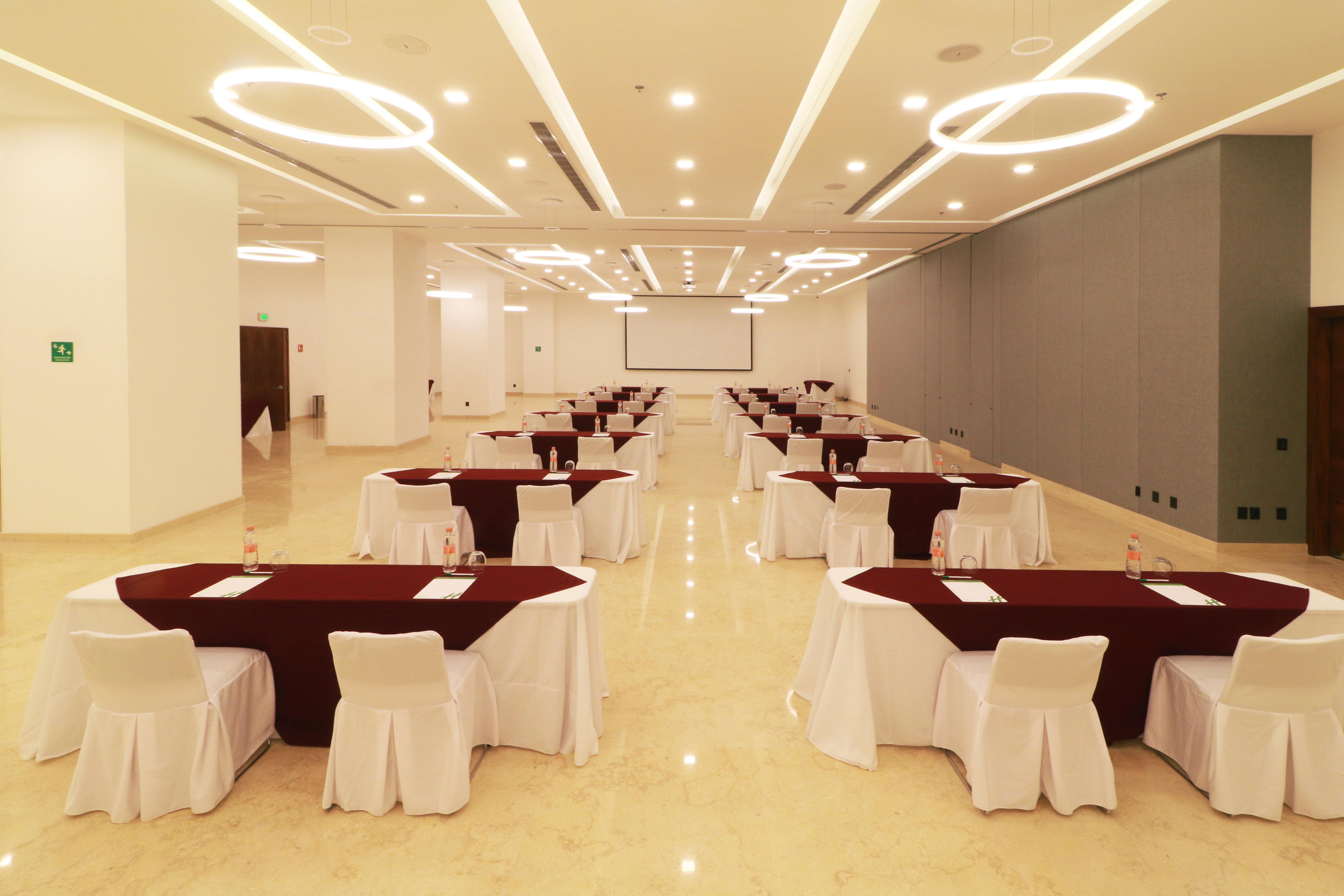 Holiday Inn & Suites - Puerto Vallarta Marina & Golf By Ihg Esterno foto