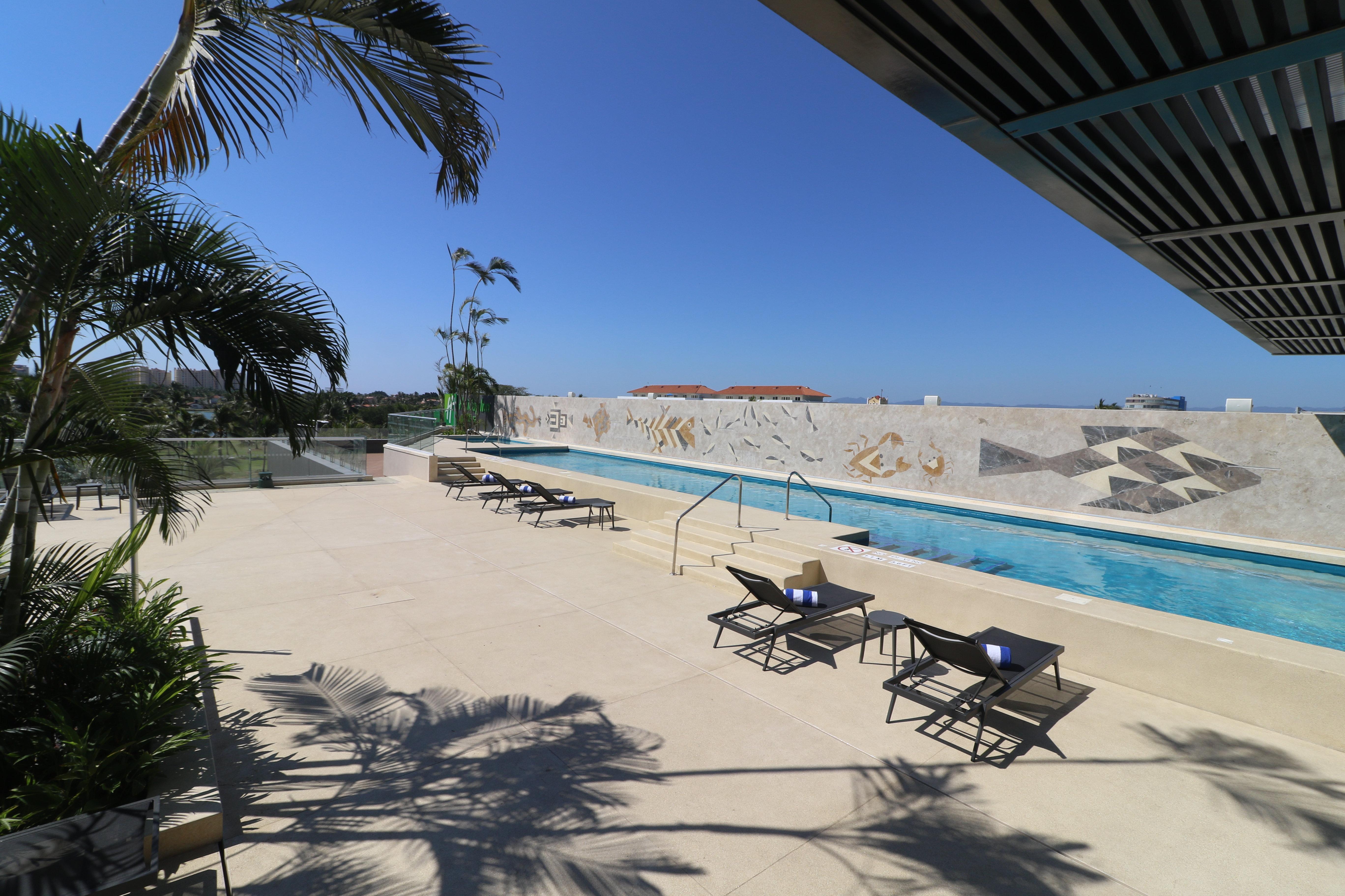 Holiday Inn & Suites - Puerto Vallarta Marina & Golf By Ihg Esterno foto