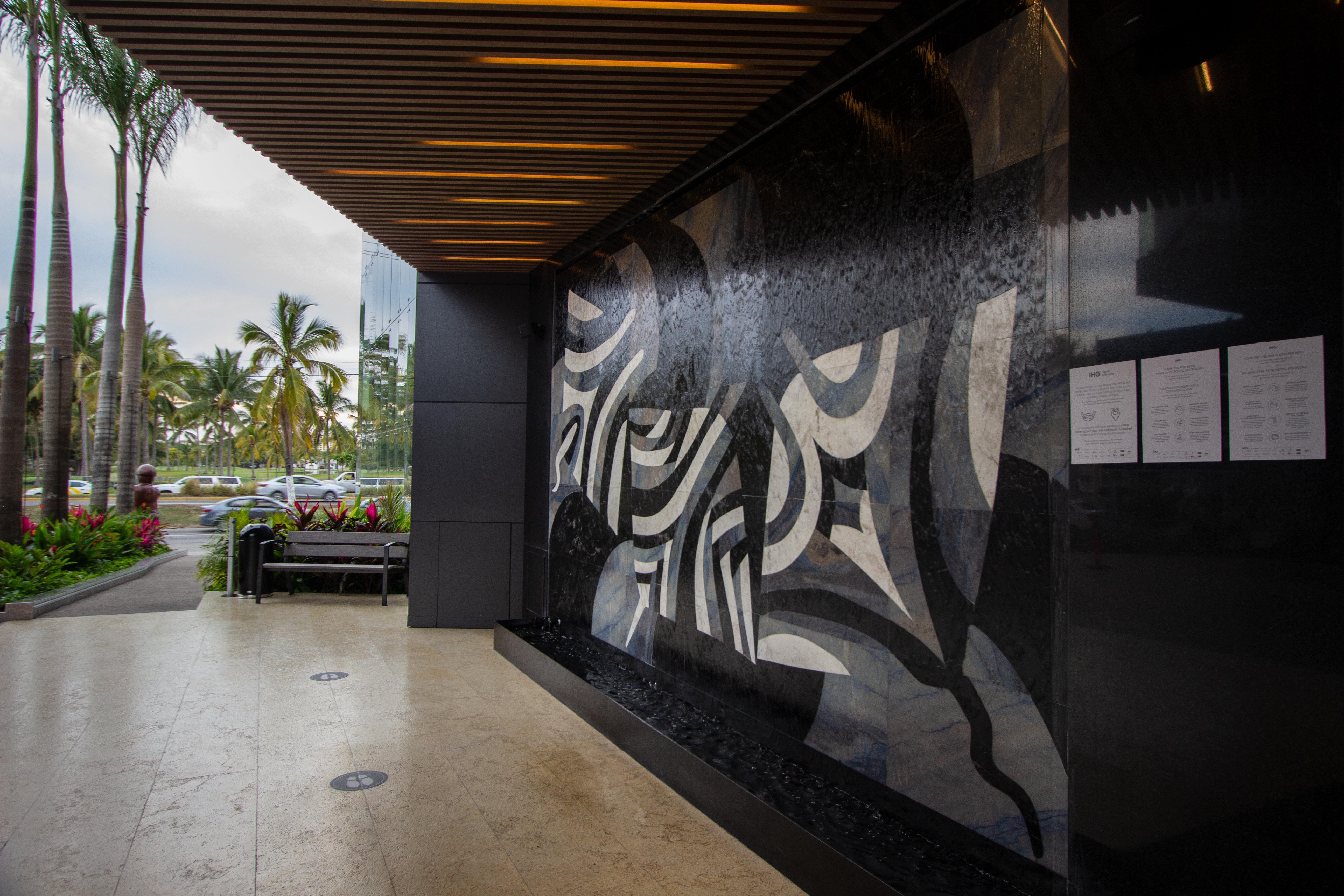 Holiday Inn & Suites - Puerto Vallarta Marina & Golf By Ihg Esterno foto