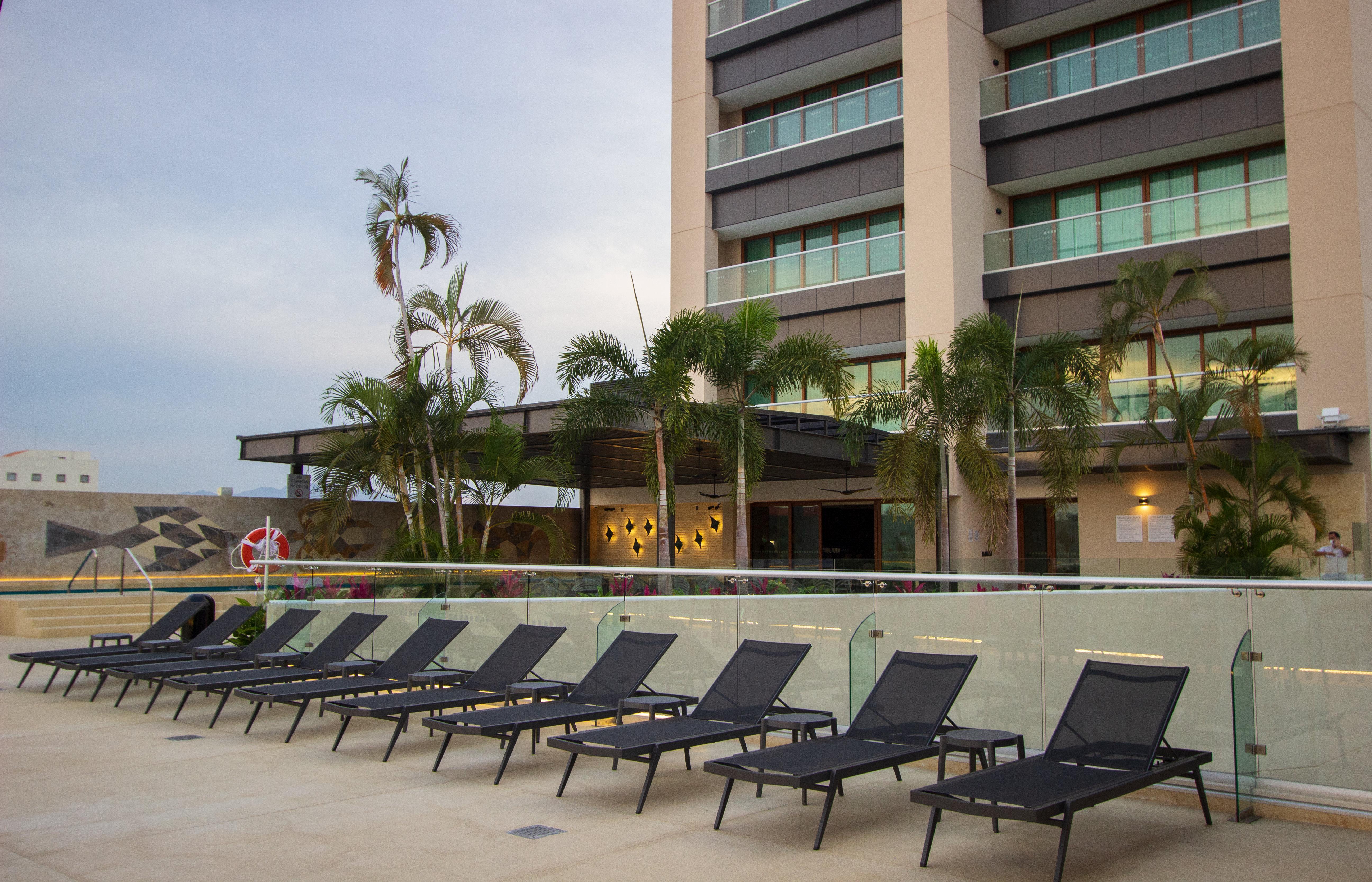 Holiday Inn & Suites - Puerto Vallarta Marina & Golf By Ihg Esterno foto